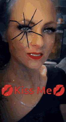 Kiss Me Spider Lady GIF - Kiss Me Spider Lady Black Widow GIFs