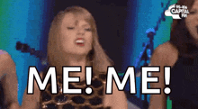 Taylor Swift Raised Hand GIF - Taylor Swift Raised Hand Concert GIFs