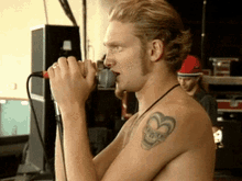 Layne Staley Alice In Chains GIF - Layne Staley Alice In Chains Aic GIFs
