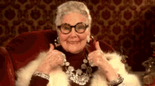 Thumbs Up GIF - Grandma Oldlady Approve GIFs