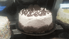 Cookies And Cream Cake Dessert GIF - Cookies And Cream Cake Cake Dessert GIFs