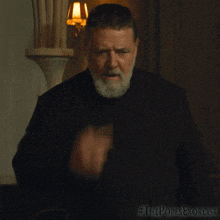 Sign Of The Cross Father Gabriele Amorth GIF - Sign Of The Cross Father Gabriele Amorth Russell Crowe GIFs