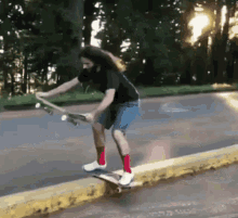 Hair Flip Skateboard GIF - Hair Flip Skateboard Skater GIFs