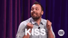 Kiss Jay Flewelling GIF - Kiss Jay Flewelling Curious GIFs