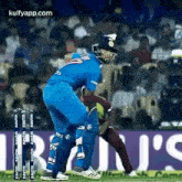 Mighty Rishabh With One Handed.Gif GIF - Mighty Rishabh With One Handed Rishabh Pant Gif GIFs