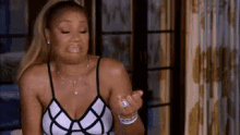 See It All GIF - I Catches It All Honey See It All GIFs