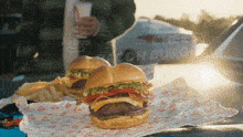 Arbys Big Cheesy Bacon Burger GIF - Arbys Big Cheesy Bacon Burger Fast Food GIFs