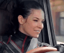 Driving Hope Pym GIF - Driving Hope Pym Evangeline Lilly GIFs