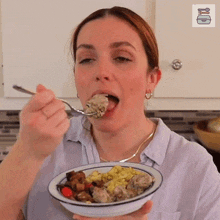 Eating Emily Brewster GIF - Eating Emily Brewster Food Box Hq GIFs