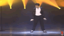 Moonwalk GIF - Moon Walk Michael Jackson Dance GIFs