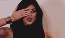 Kylie Jenner One Eyed GIF - Kylie Jenner One Eyed Celebrity GIFs