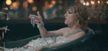 Ellen Taylor Swift GIF - Ellen Taylor Swift Look What You Made Me Do GIFs