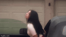 Mia Berrin Getting Out Of Car GIF - Mia Berrin Getting Out Of Car Freeze Frame GIFs