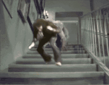 Koseklubben Scary GIF - Koseklubben Scary Stairs GIFs