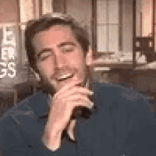 Jake Gyllenhaal Smile GIF - Jake Gyllenhaal Smile Hollywood Star GIFs