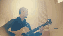 Tocar La Guitarra Reik GIF - Tocar La Guitarra Reik Christian Nodal GIFs