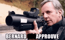 Bernard Approved GIF - Bernard Approved Approuve GIFs