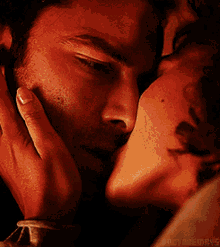 Kissing Annie Sawyer GIF - Kissing Annie Sawyer Annie And Mitchell GIFs