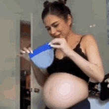 Ezgizem Pregnant GIF - Ezgizem Pregnant Crazy GIFs