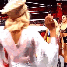 Ronda Rousey Scares GIF - Ronda Rousey Scares Alexa Bliss GIFs