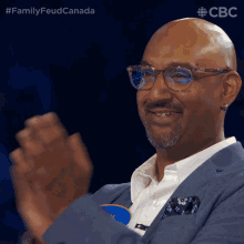 Clapping Hands Ian GIF - Clapping Hands Ian Family Feud Canada GIFs