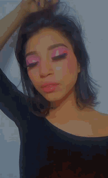 makeup selfie pose pretty blink
