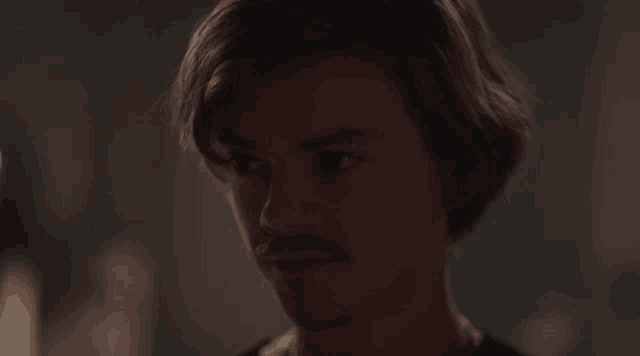 The Queens Gambit Thomas Brodie Sangster GIF - The Queens Gambit