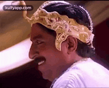 Laughing.Gif GIF - Laughing Sreenivasan Malayalamanathe Chandiranothoru GIFs