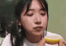 Jinny Jinnytty GIF - Jinny Jinnytty Eating Lemon GIFs