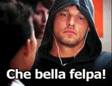 Felpa Greys Anatomy Alex Karev Cristina Yang Musica Ascoltare GIF - Sweatshirt Greys Anatomy Alex Karev GIFs