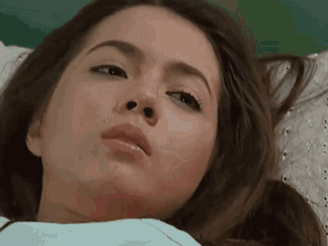 Julia Montes GIF - Julia Montes - Discover & Share GIFs