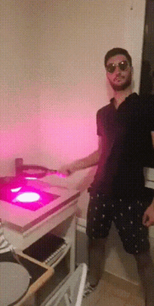Cooking Paulo GIF