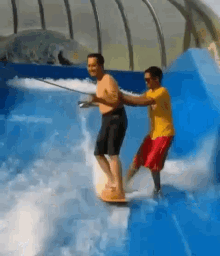 Peganging Abang Hold On GIF - Peganging Abang Hold On Surfing GIFs