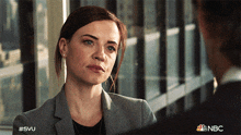 Listening Detective Grace GIF - Listening Detective Grace Law And Order Special Victims Unit GIFs
