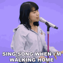 Sing Song When Im Walking Home Ghea Indrawari GIF - Sing Song When Im Walking Home Ghea Indrawari Dynamite Song GIFs