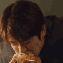 Jaehyun Fucking That Shit Up Jaehyun Eating GIF - Jaehyun Fucking That Shit Up Jaehyun Eating Jaehyun Burger GIFs