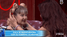 gala se reencuentra con su sobrina alabama is shown on a television screen