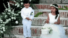 Flower Girl Wedding GIF - Flower Girl Wedding Kids GIFs