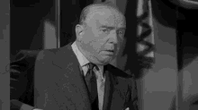 Sweating Detective Roberts GIF - Sweating Detective Roberts Abbott And Costello Meet The Invisible Man GIFs