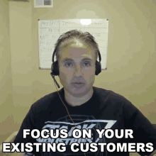 Focus On Your Existing Customers Luke Ciciliano GIF - Focus On Your Existing Customers Luke Ciciliano Freecodecamp GIFs