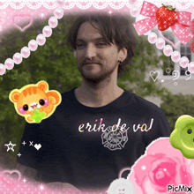 a man wearing a shirt that says erik de val on it