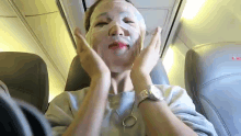 마스크 팩 피부 비행기 기내 관리 미용 GIF - Korean Face Mask GIFs