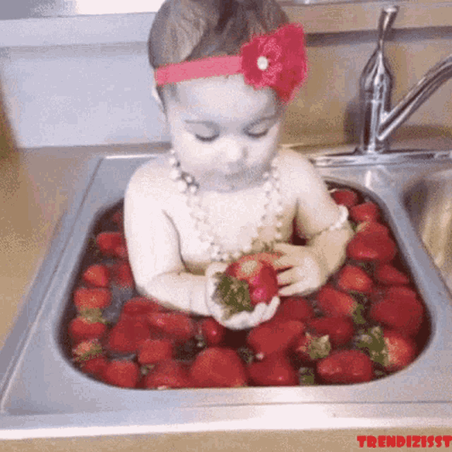 Strawberries Cute Baby GIF - Strawberries Cute Baby Strawberry GIFs
