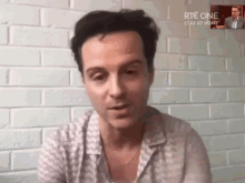 andrew scott finger wag late late show no nope
