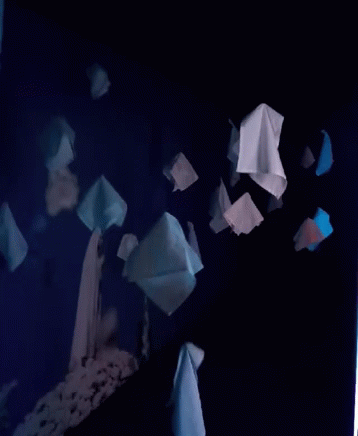 Ahoradeus White Cloth GIF - Ahoradeus White Cloth Flying - Discover & Share  GIFs