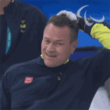 Scratching My Head Sweden GIF - Scratching My Head Sweden Paralympics GIFs