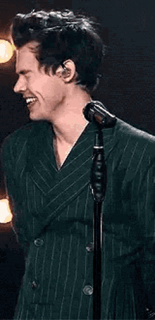 Harry Styles Late GIF - Harry Styles Late Funny GIFs