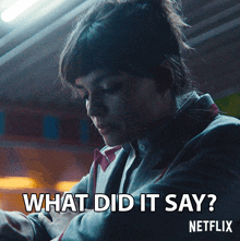 What Did It Say Maeve Wiley GIF - What Did It Say Maeve Wiley Emma Mackey GIFs