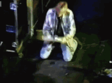 Kurt Cobain Smash Guitar GIF - Kurt Cobain Smash Guitar Nirvana GIFs