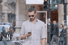 Nice To Chat You Chatting GIF - Nice To Chat You Chatting Man Chatting GIFs